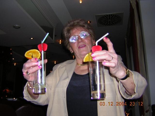 Kufstein - Reni hat Durst.JPG